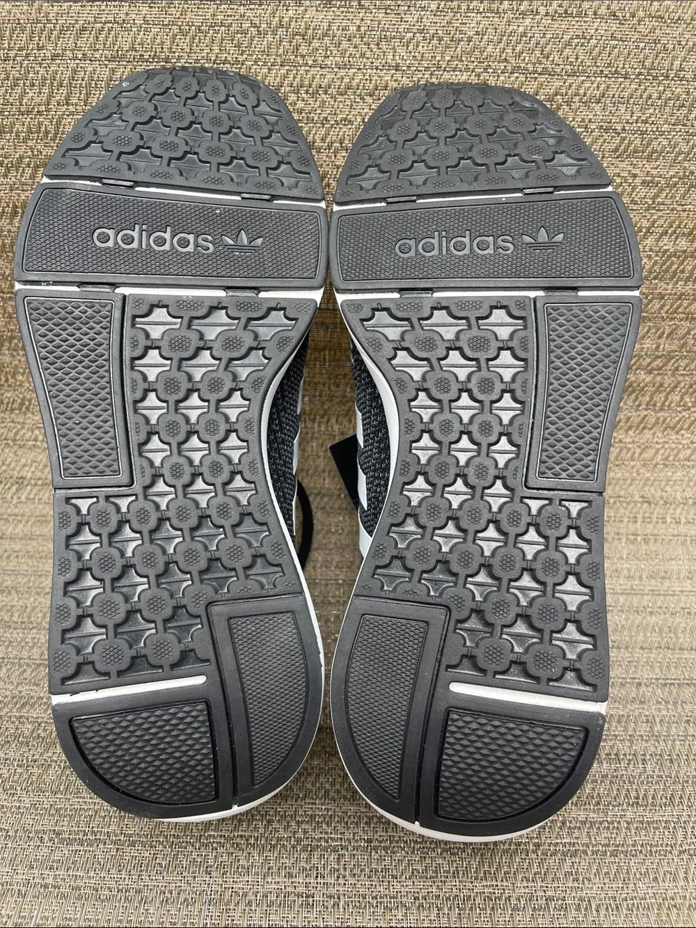 Adidas Women’s Swift Run 22 W Size 6.5 Athletic Shoes NWT